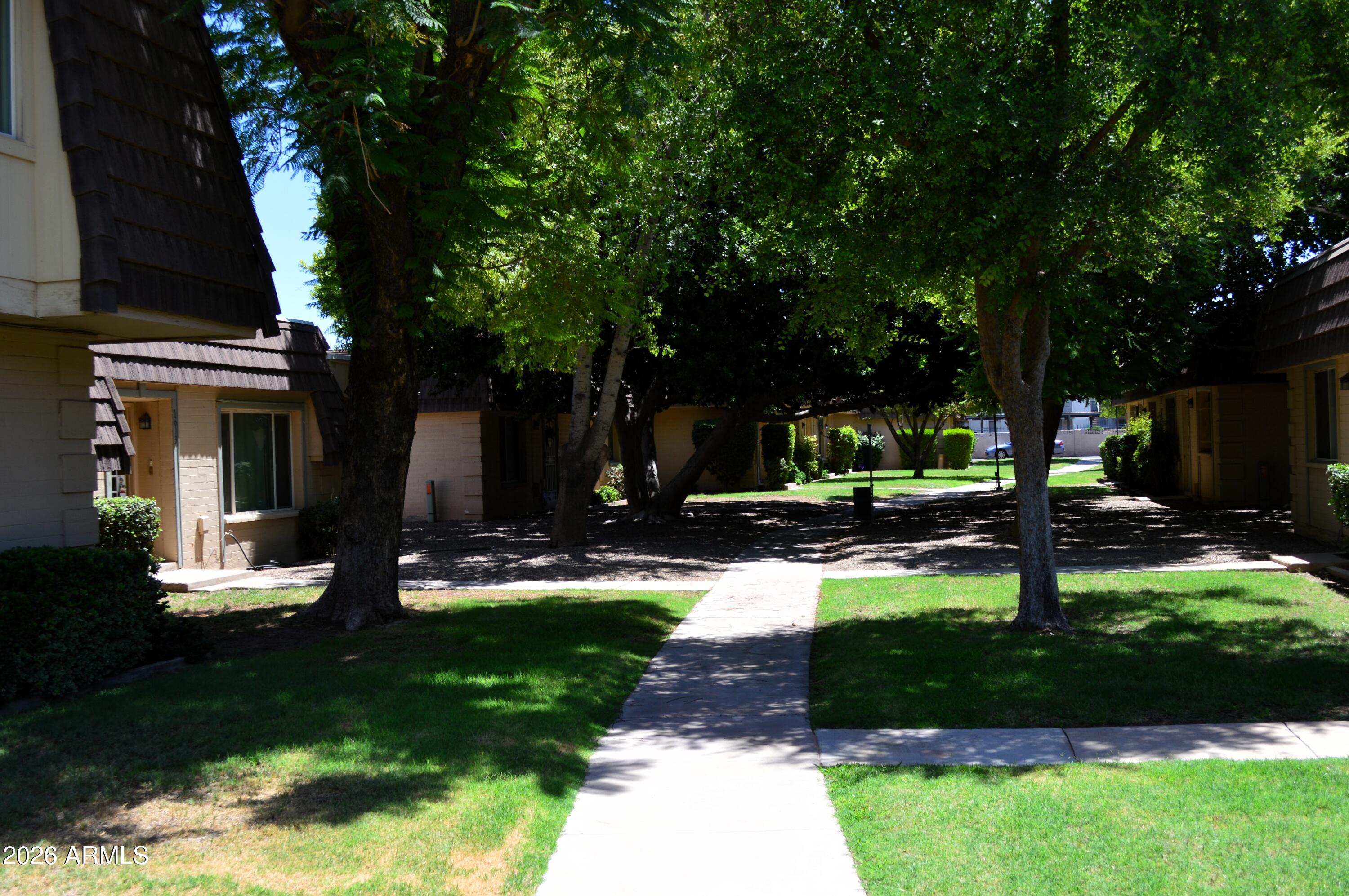 1609 E MALIBU Drive