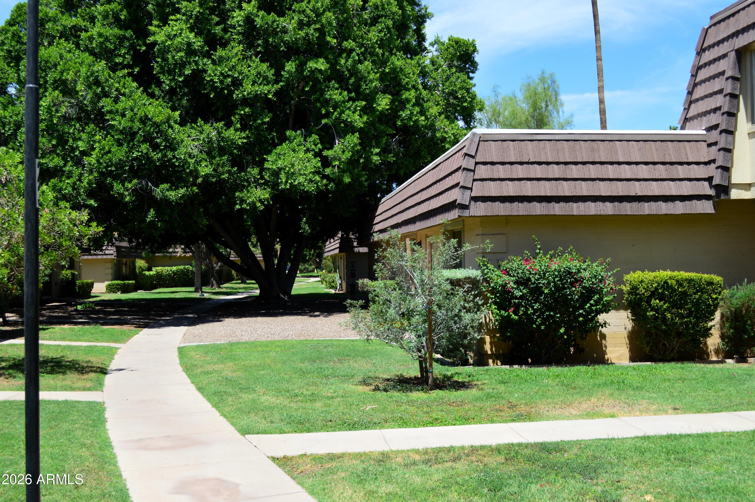 1609 E MALIBU Drive
