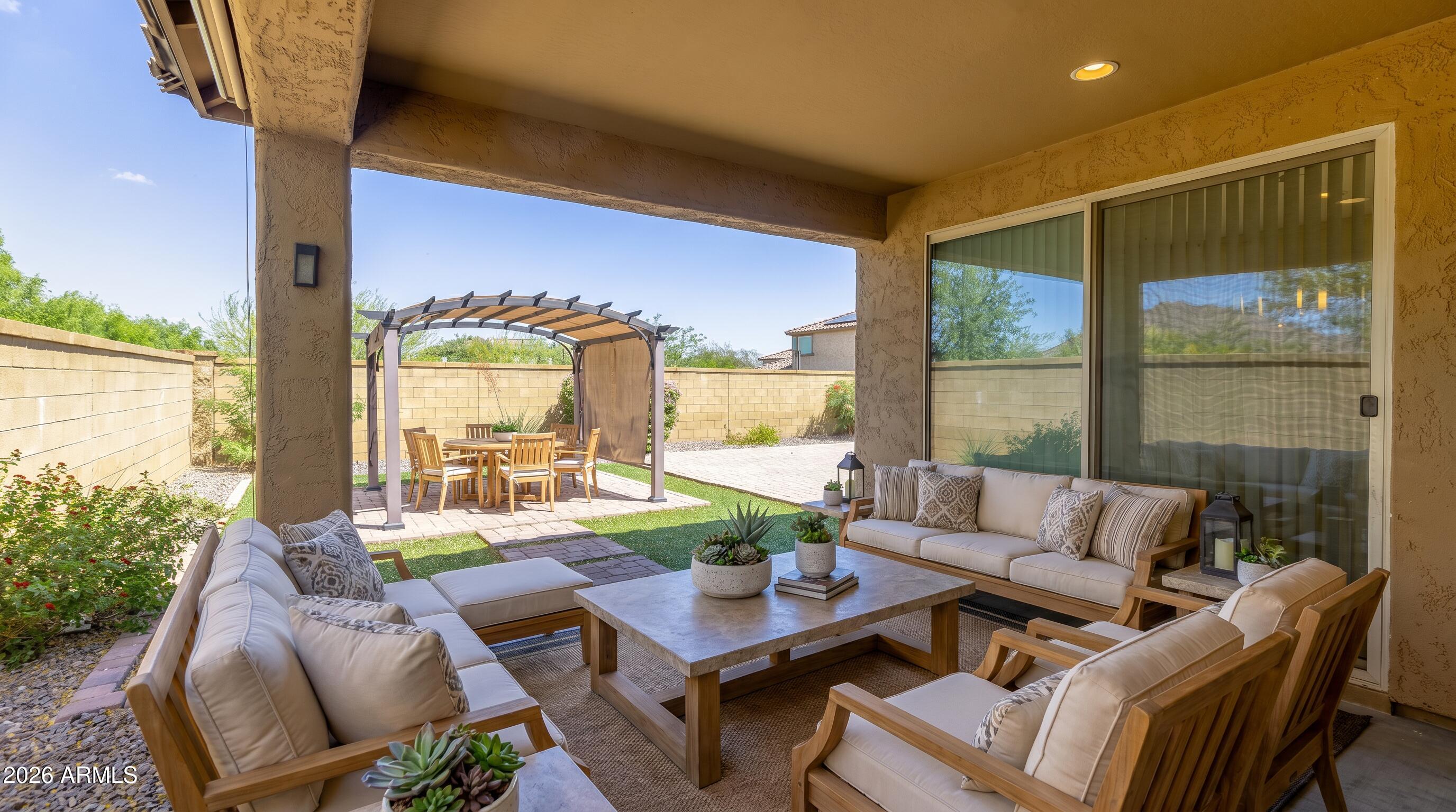 6516 W MADRE DEL ORO Drive