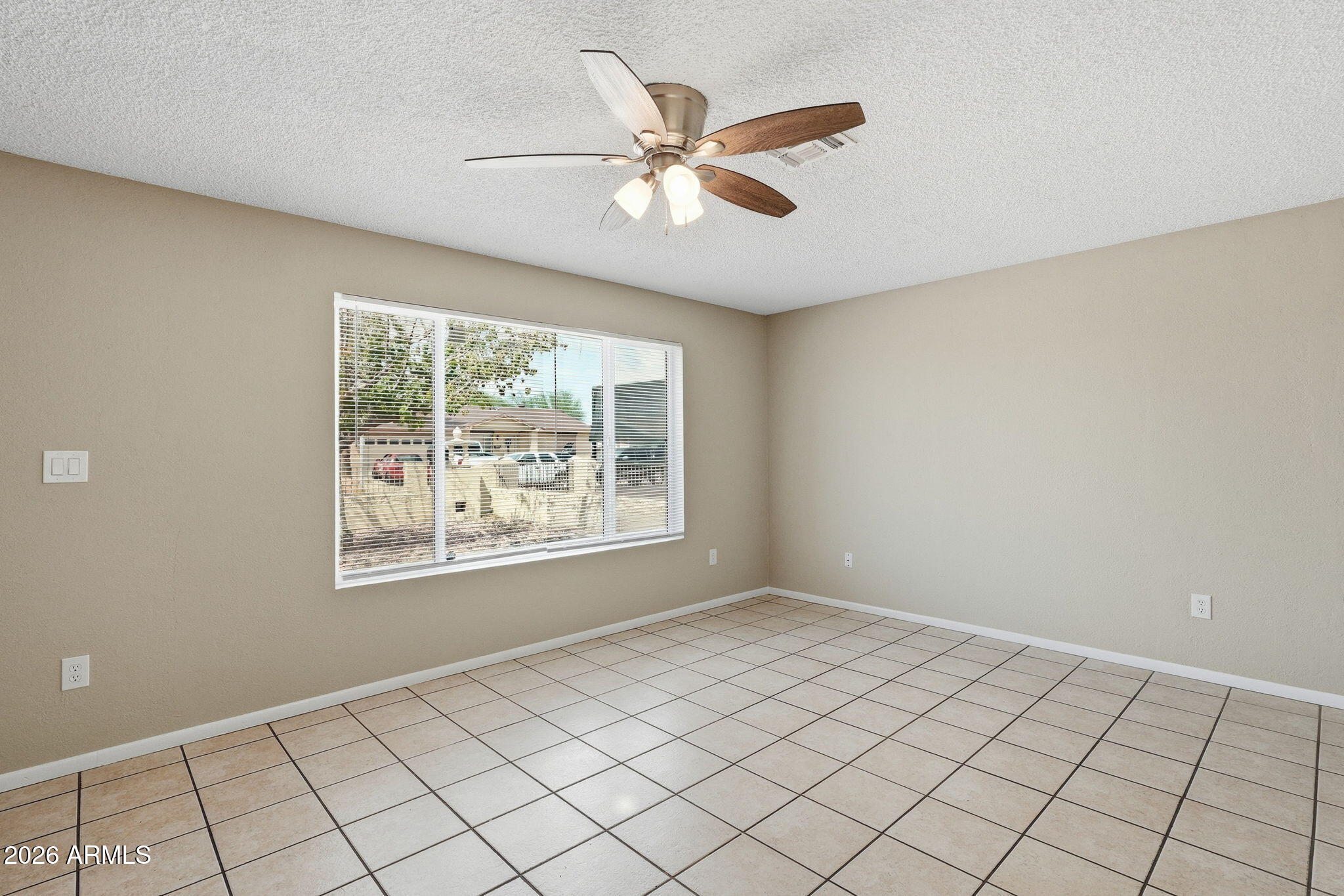 5417 W PALM Lane