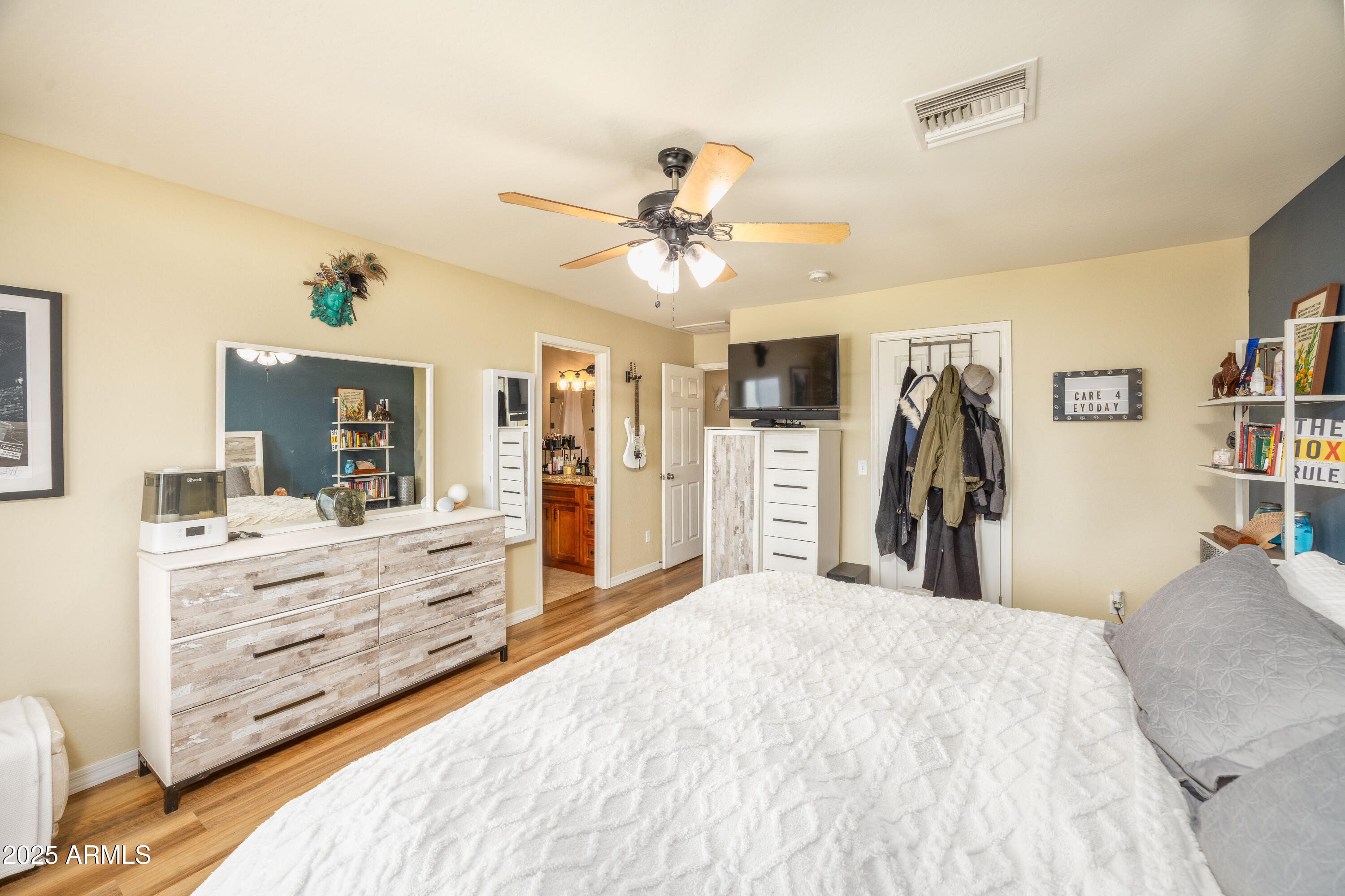 Mesa, Arizona 85210, United States, 3 Bedrooms Bedrooms, ,2 BathroomsBathrooms,Residential,Active,13041