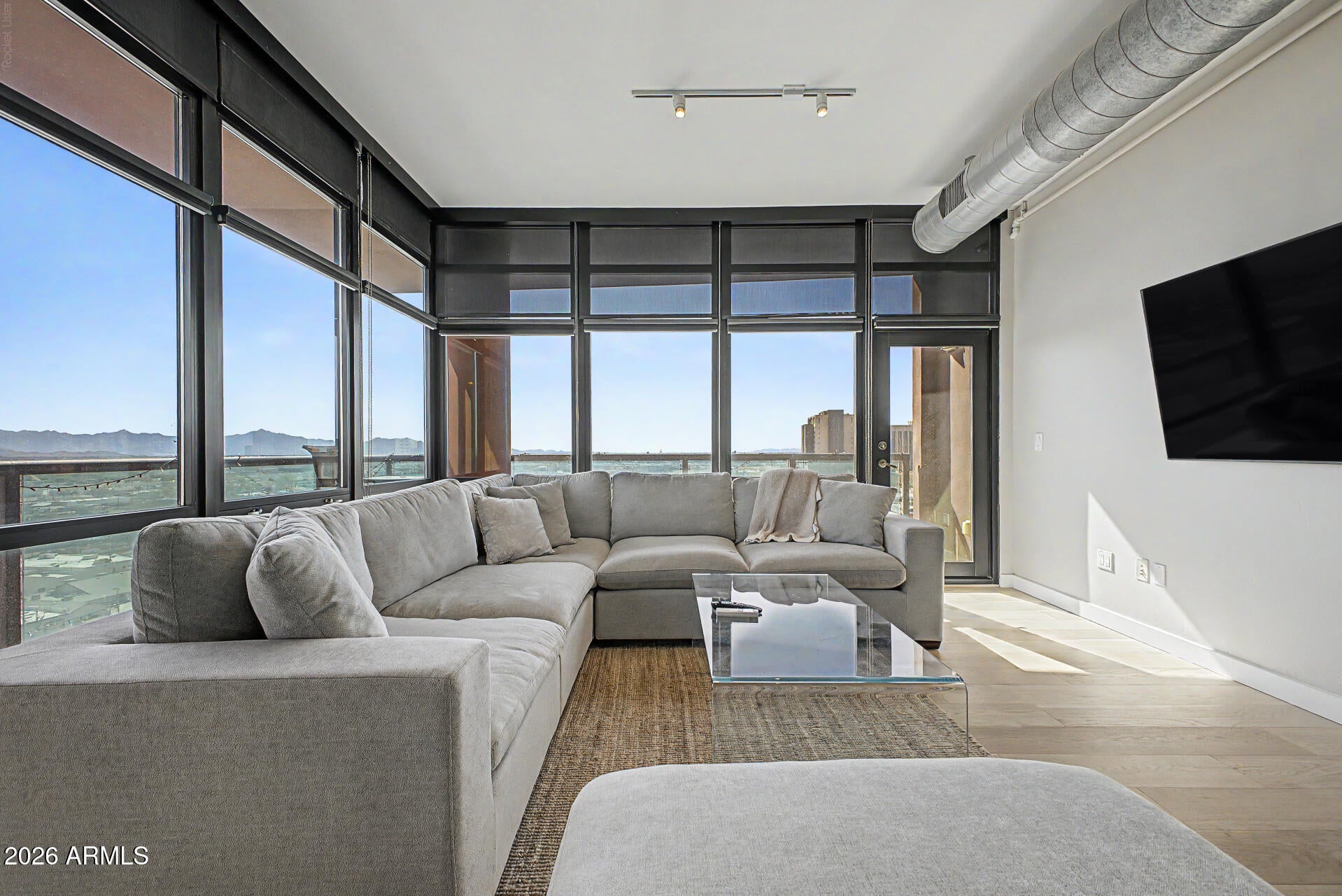 310 S 4TH Street 1401