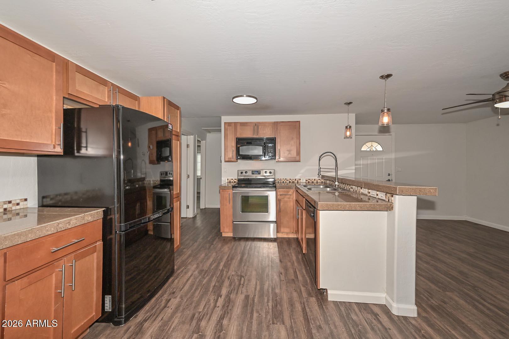 1211 N FRANCES Street