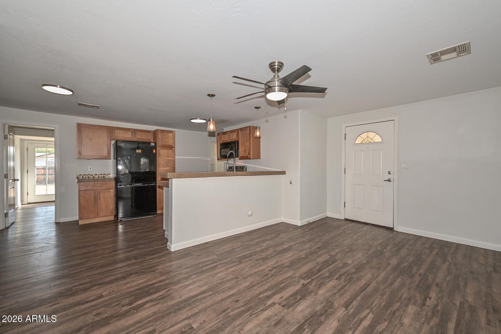 1211 N FRANCES Street