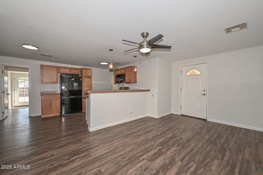 Photo of 1211 N Frances Street, Tempe, AZ 85288 (MLS # 6981092)