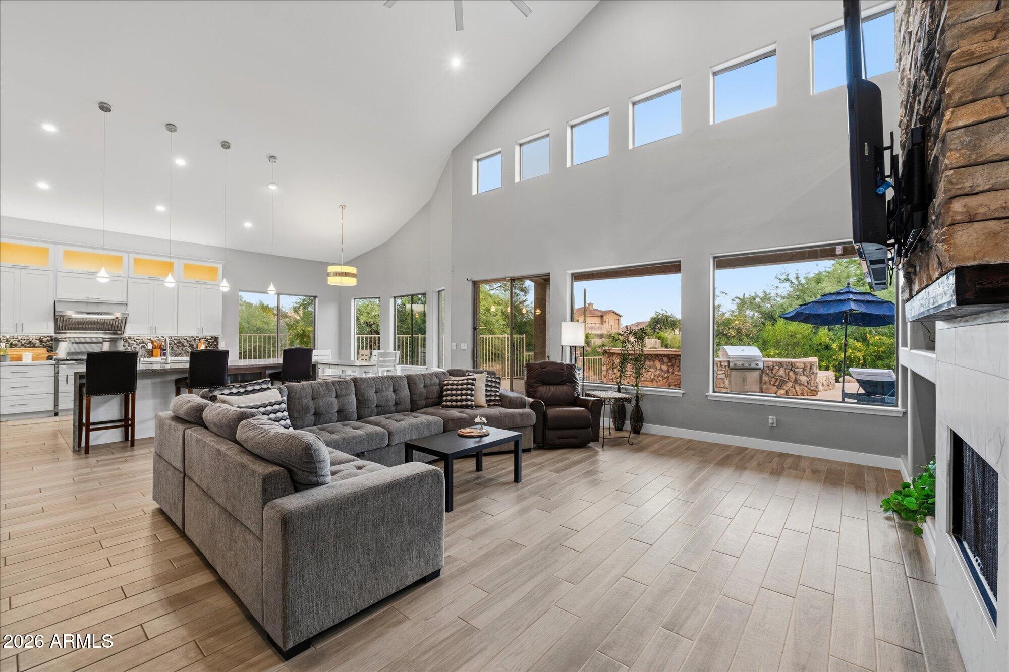 6017 E ROY ROGERS Lane