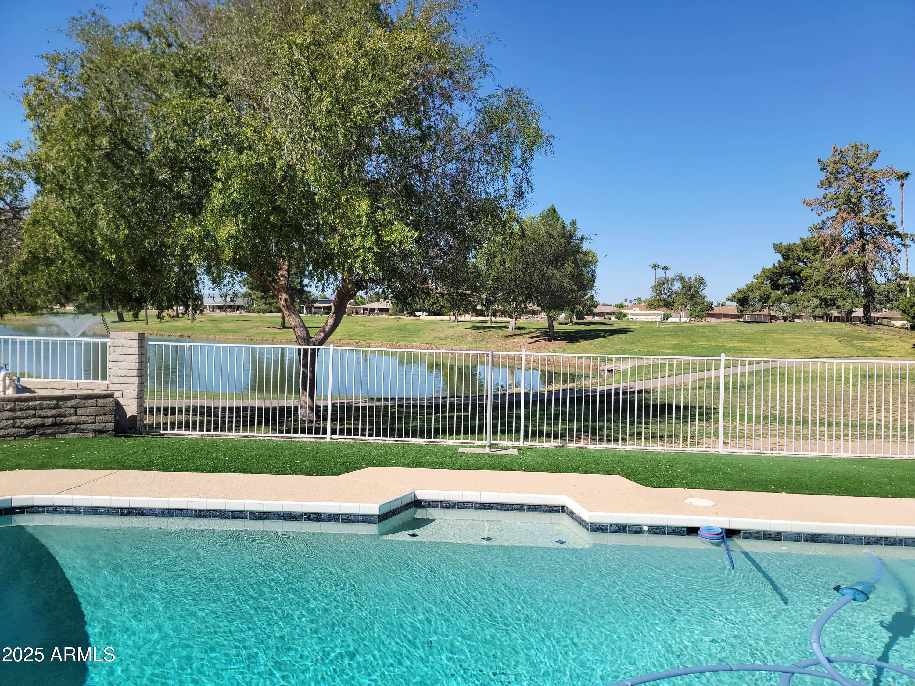 17230 N COUNTRY CLUB Drive