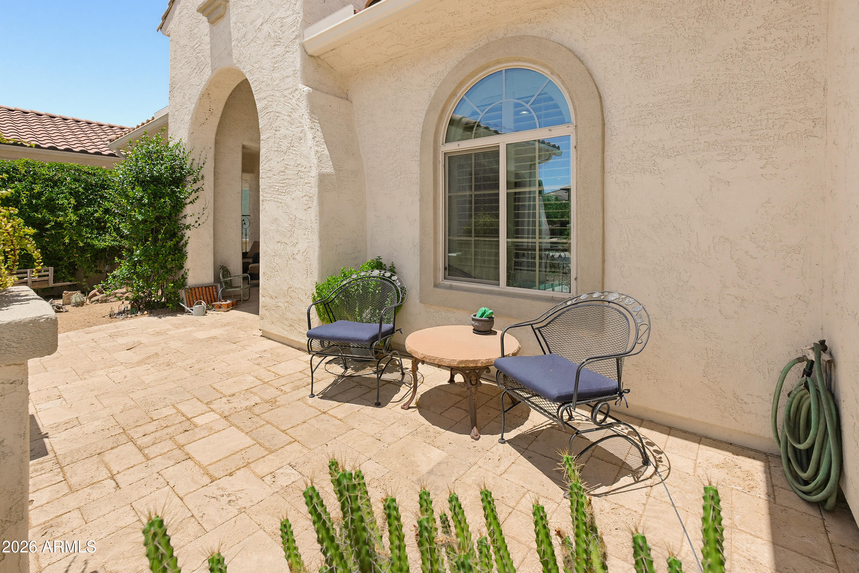 26180 W LOUISE Drive