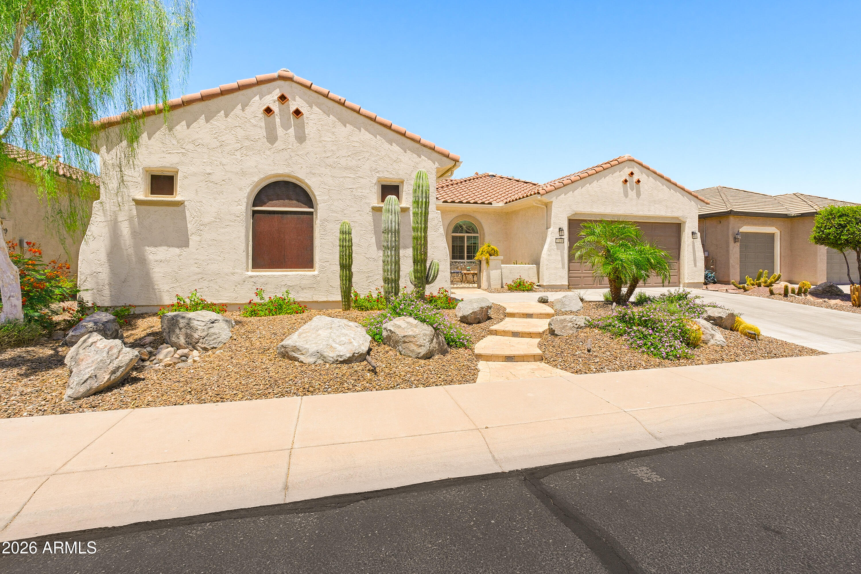 26180 W LOUISE Drive