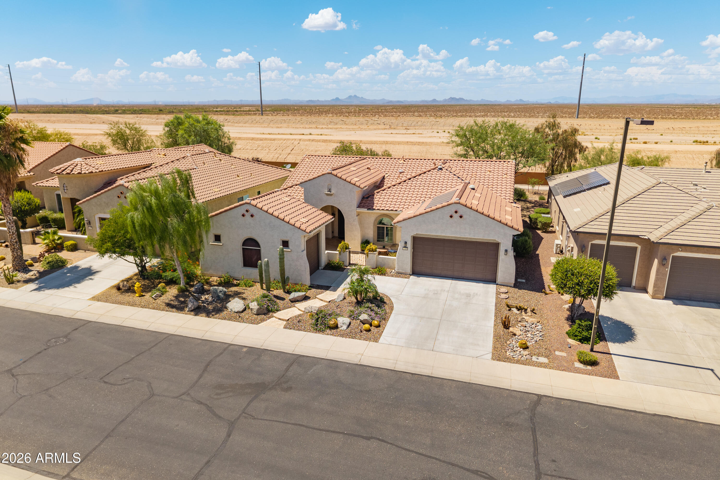 26180 W LOUISE Drive