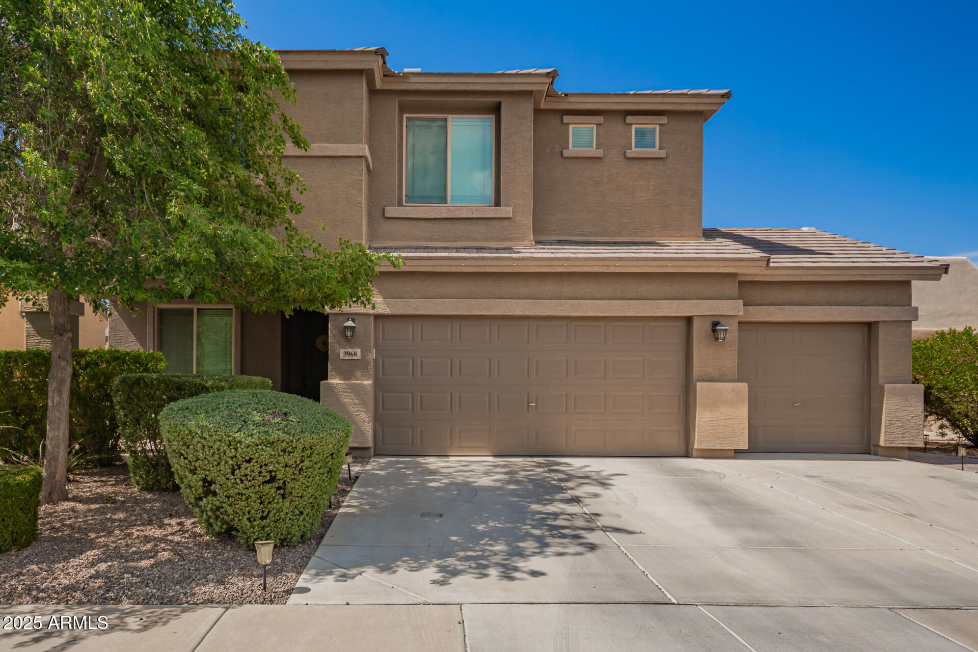 3960 W SALTER Drive
