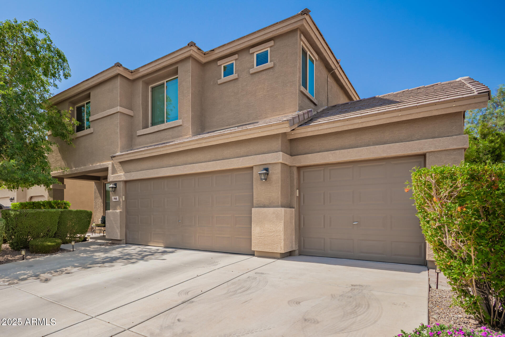 3960 W SALTER Drive