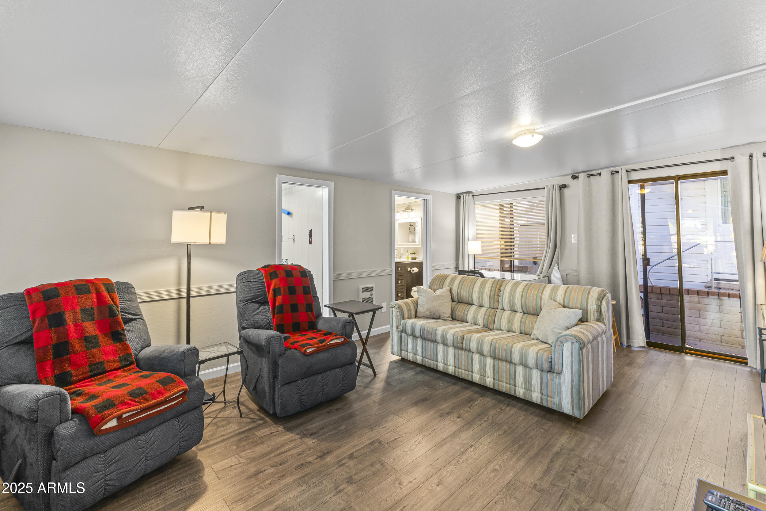 111 S GREENFIELD Road 470