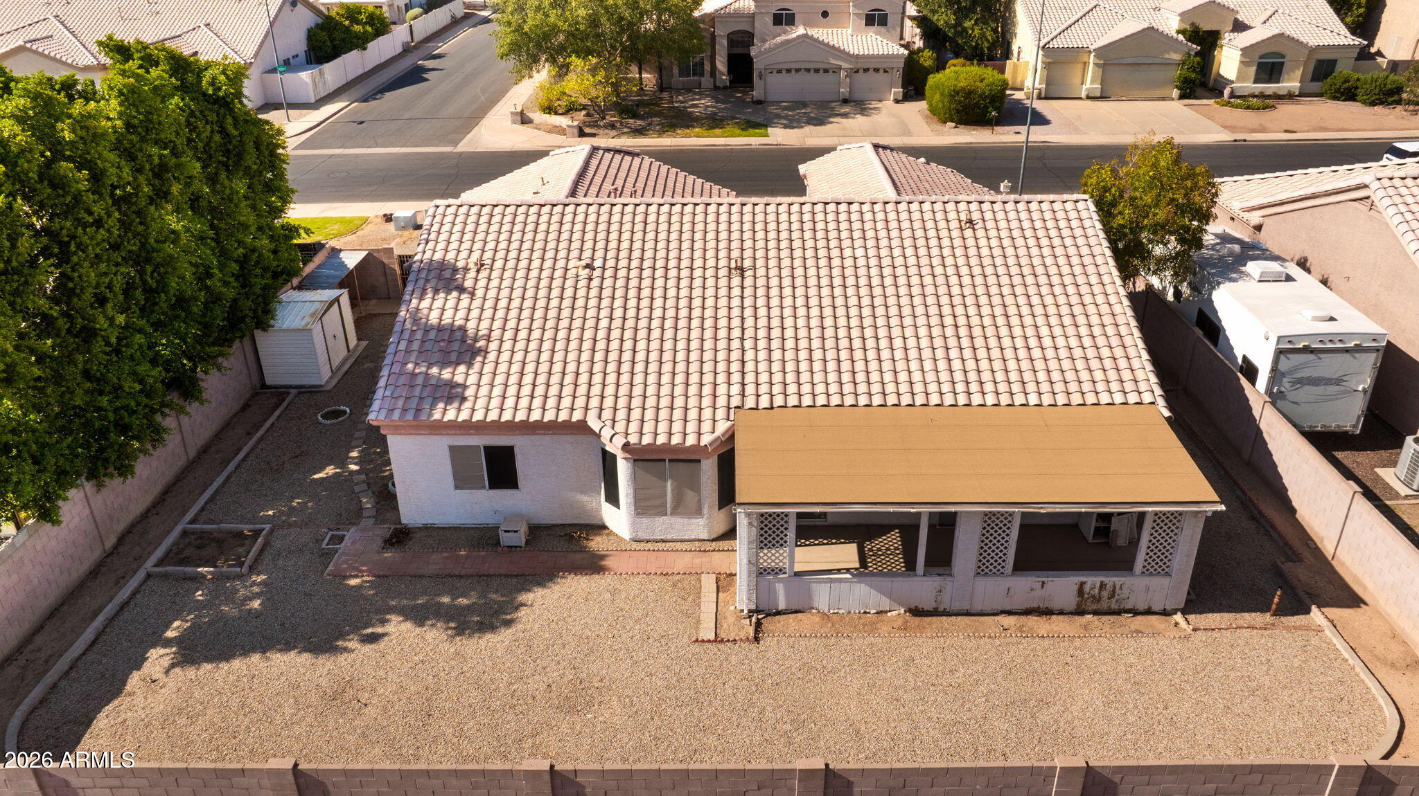 2955 E FAIRFIELD Street