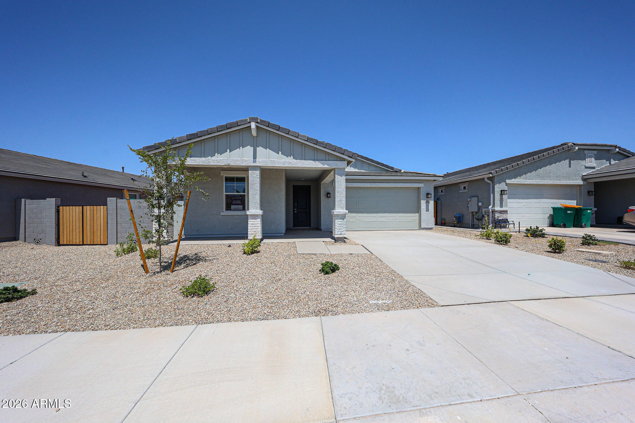 40060 W SPARKS Lane