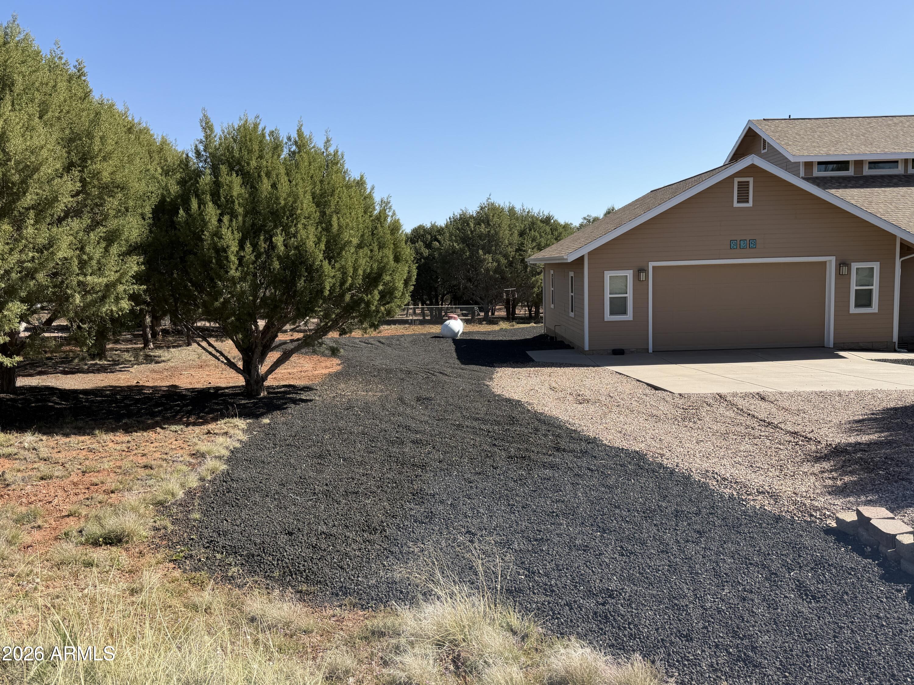 939 Moutain Trail Trail