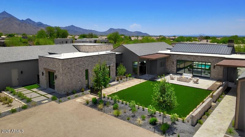 9067 E RIMROCK Drive