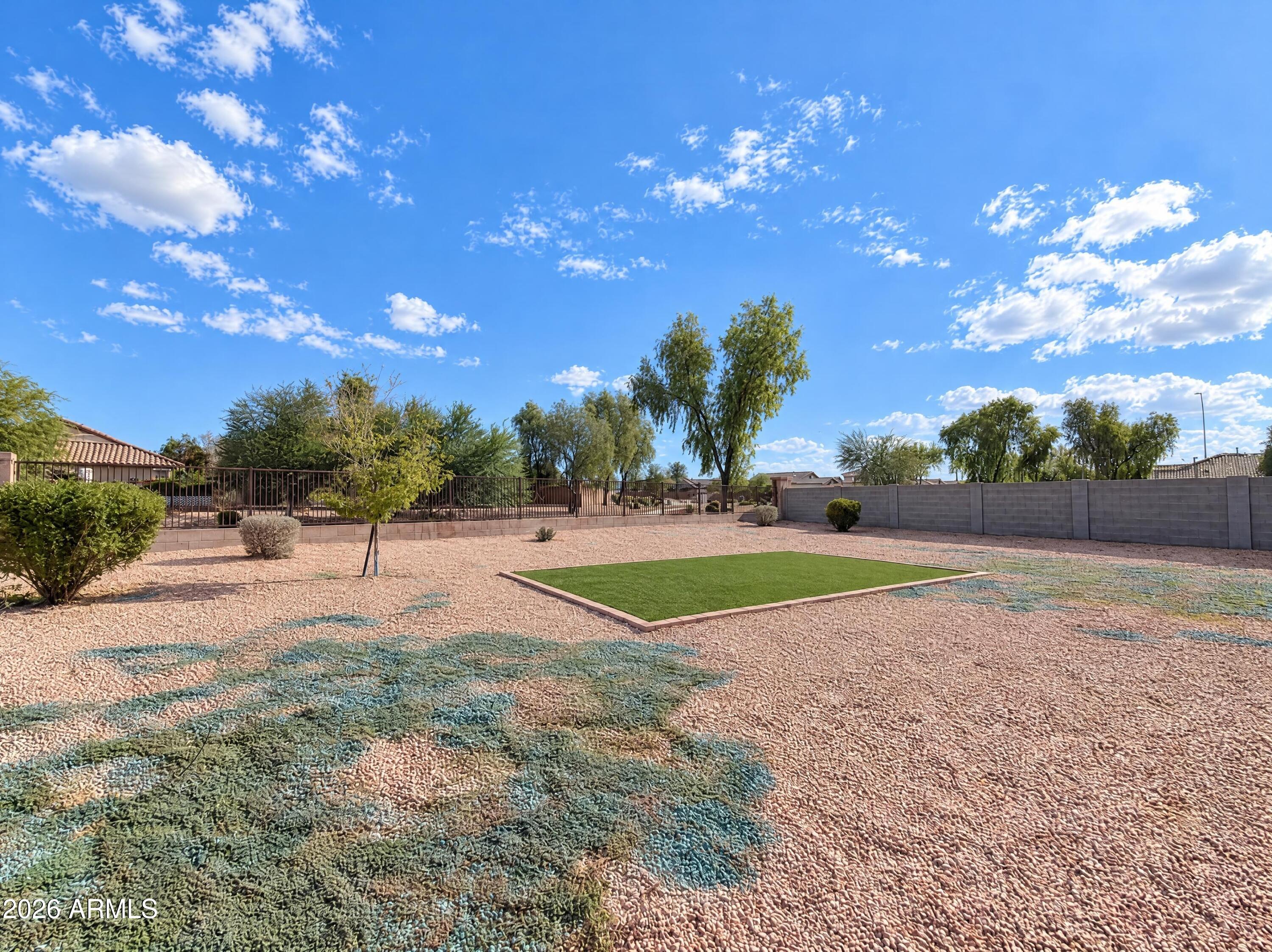37335 W CANNATARO Lane