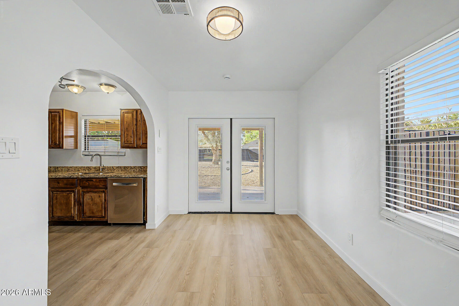 156 W Highland Avenue