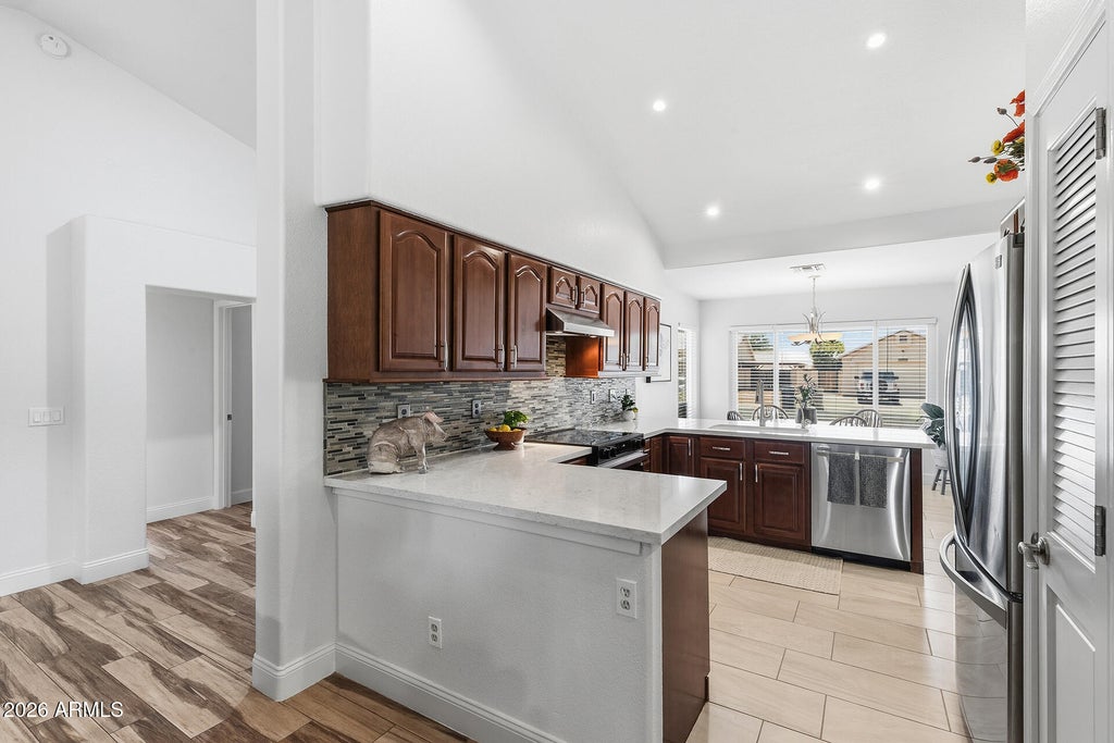 Photo of 11543 N 76th Drive, Peoria, AZ 85345 (MLS # 7041370)