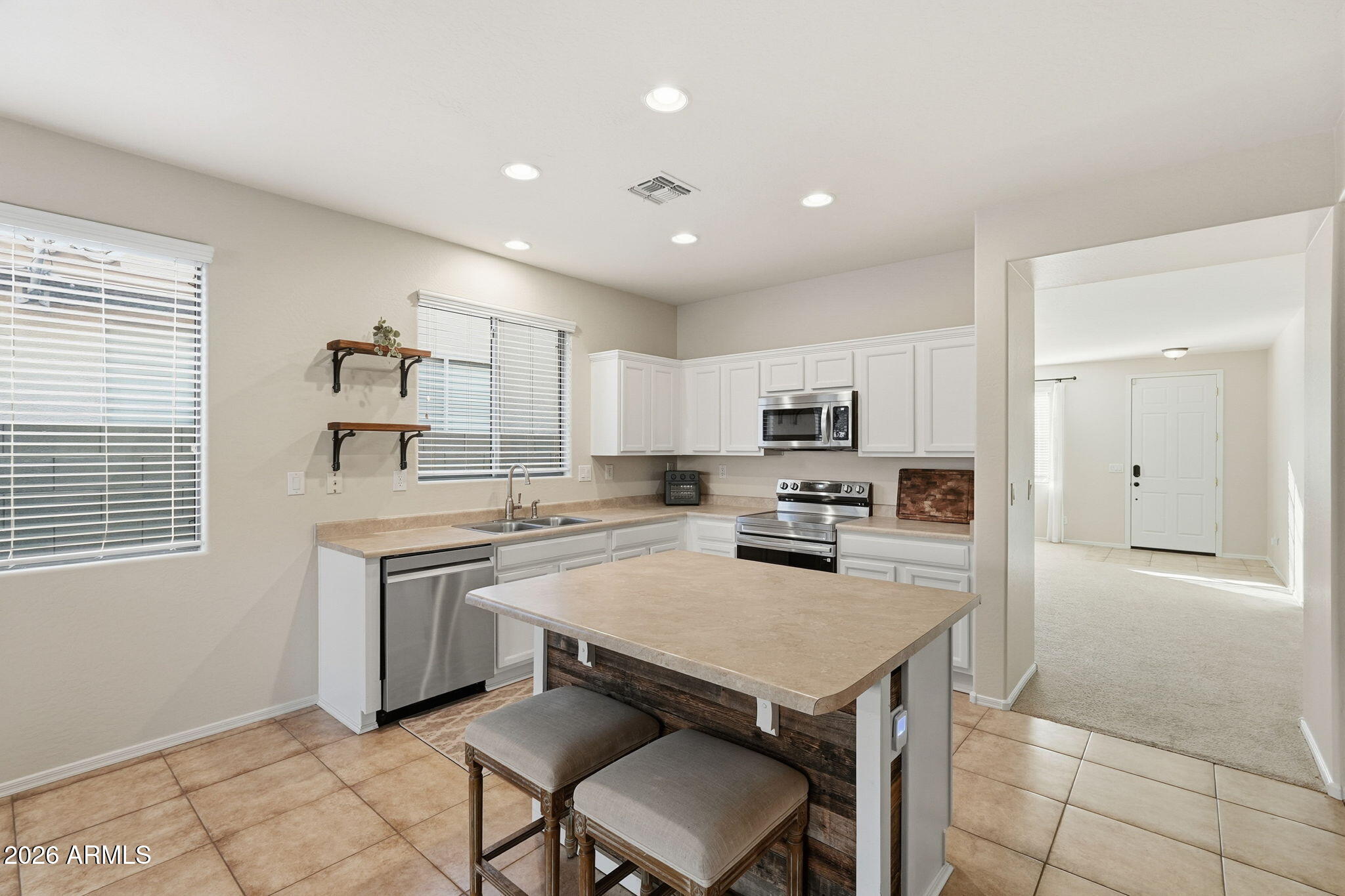 1842 W ST EXUPERY Drive