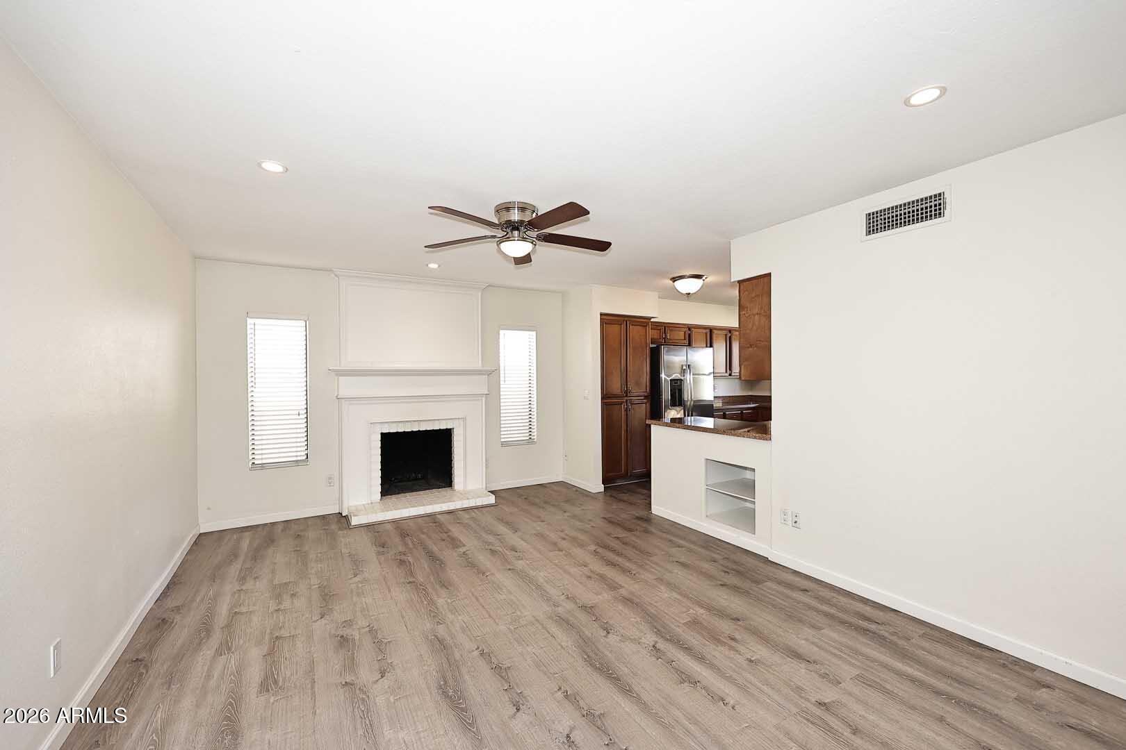 6620 E SANDRA Terrace