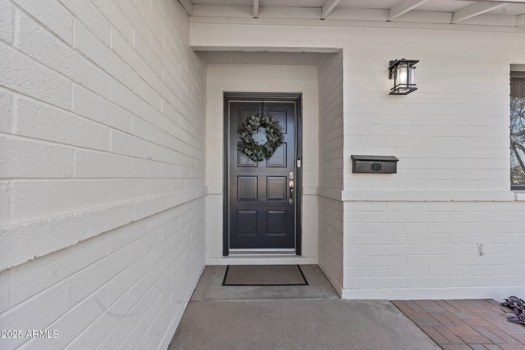 Photo of 1019 E Watson Drive, Tempe, AZ 85283 (MLS # 6948742)