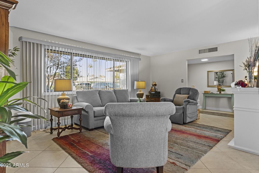 Photo of 1019 E Watson Drive, Tempe, AZ 85283 (MLS # 6948742)