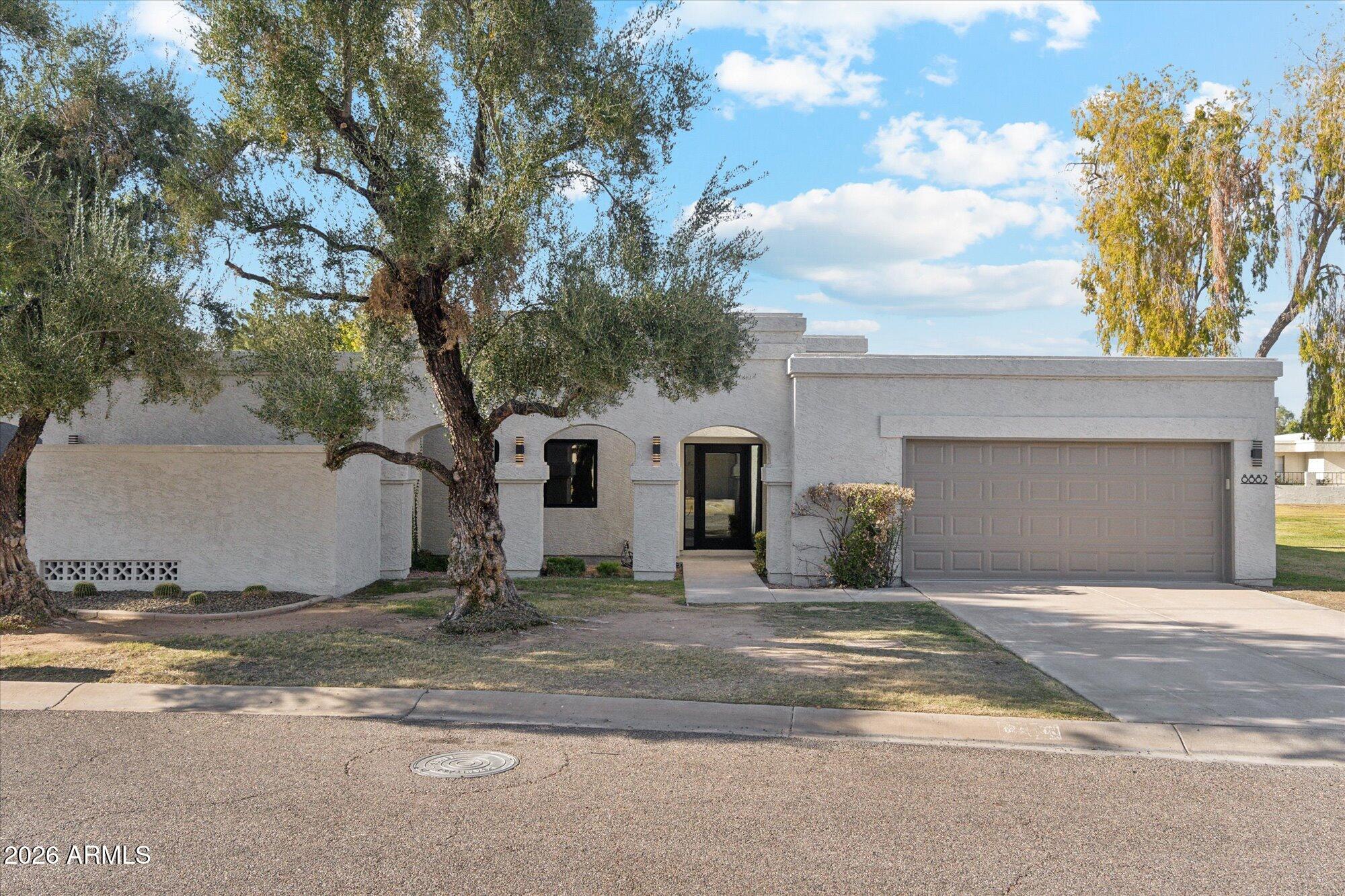 8882 N 82ND Lane