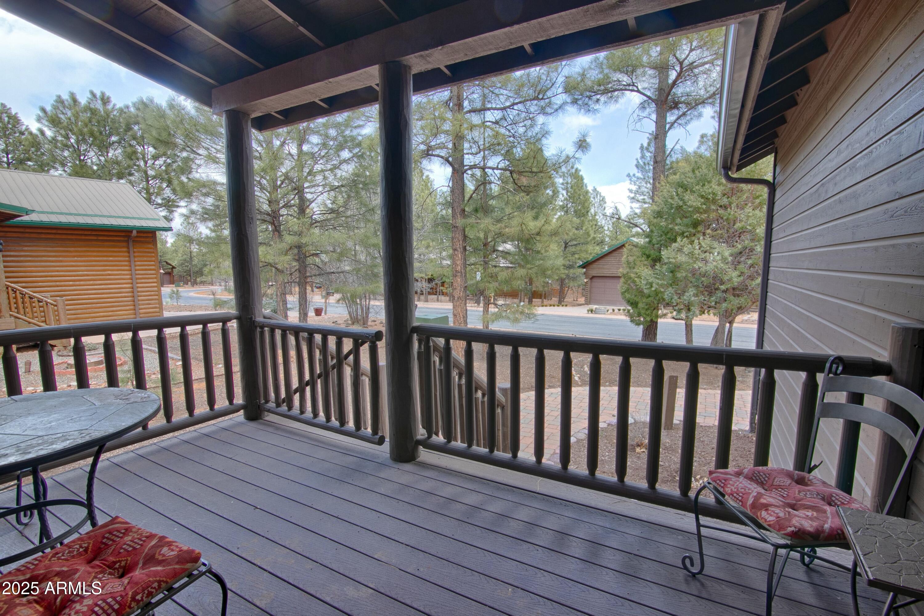 2471 W LODGEPOLE Lane