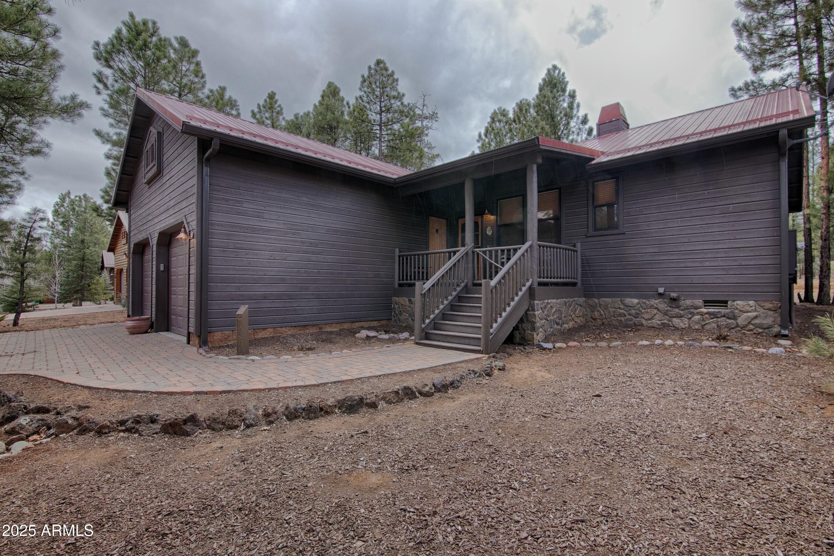 2471 W LODGEPOLE Lane