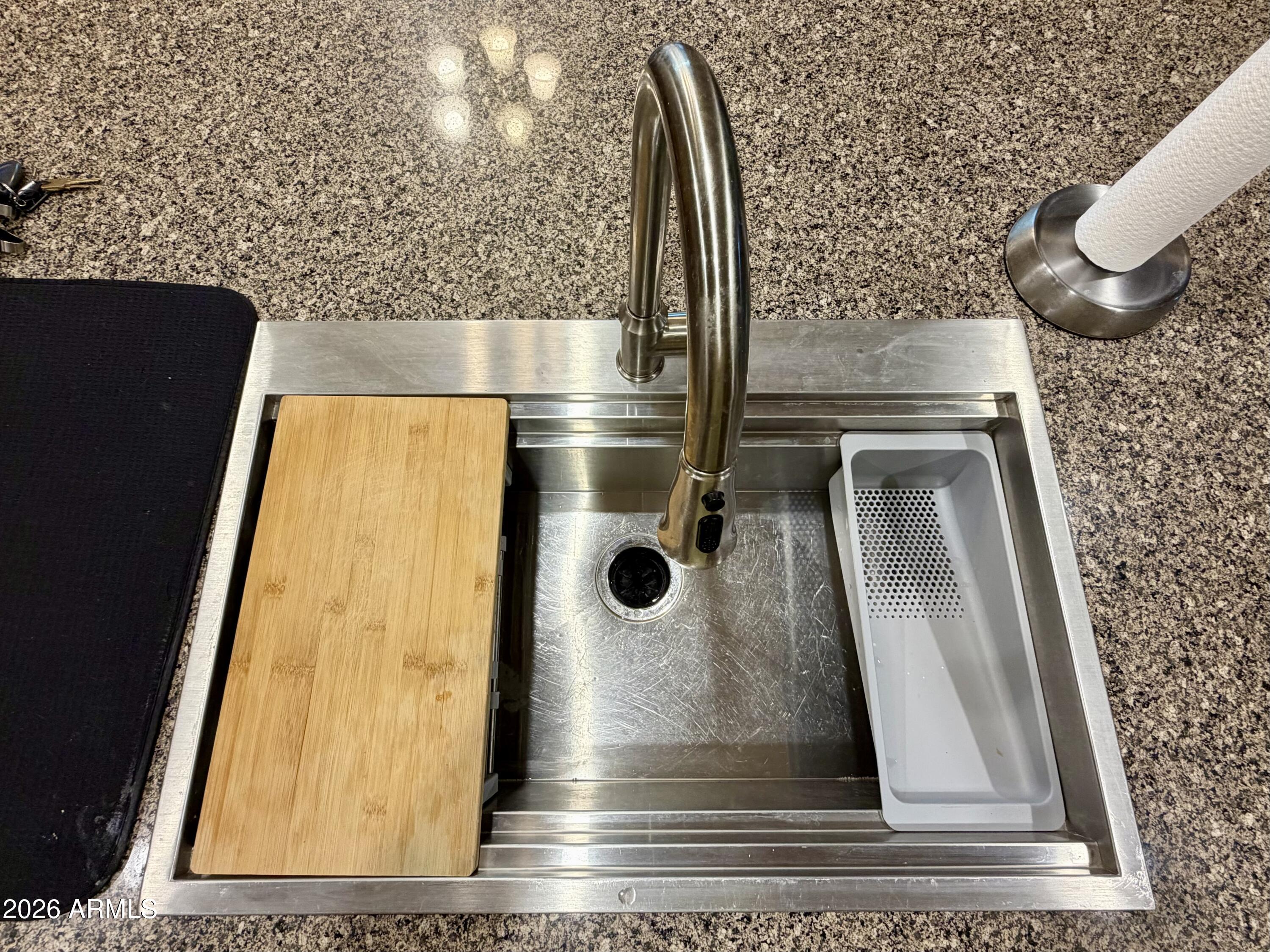 3230 E ROCHELLE Street