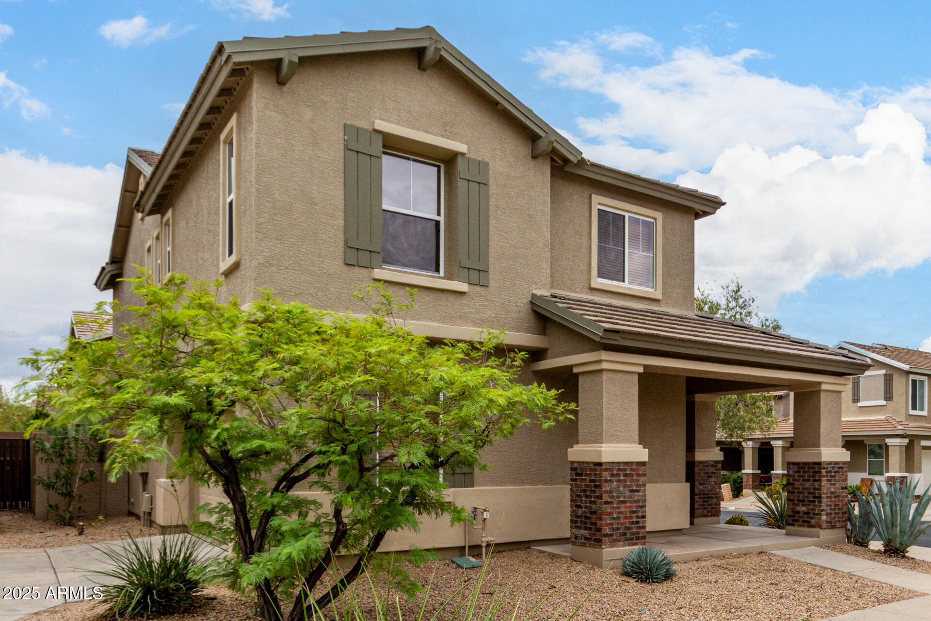 3043 W PERDIDO Way
