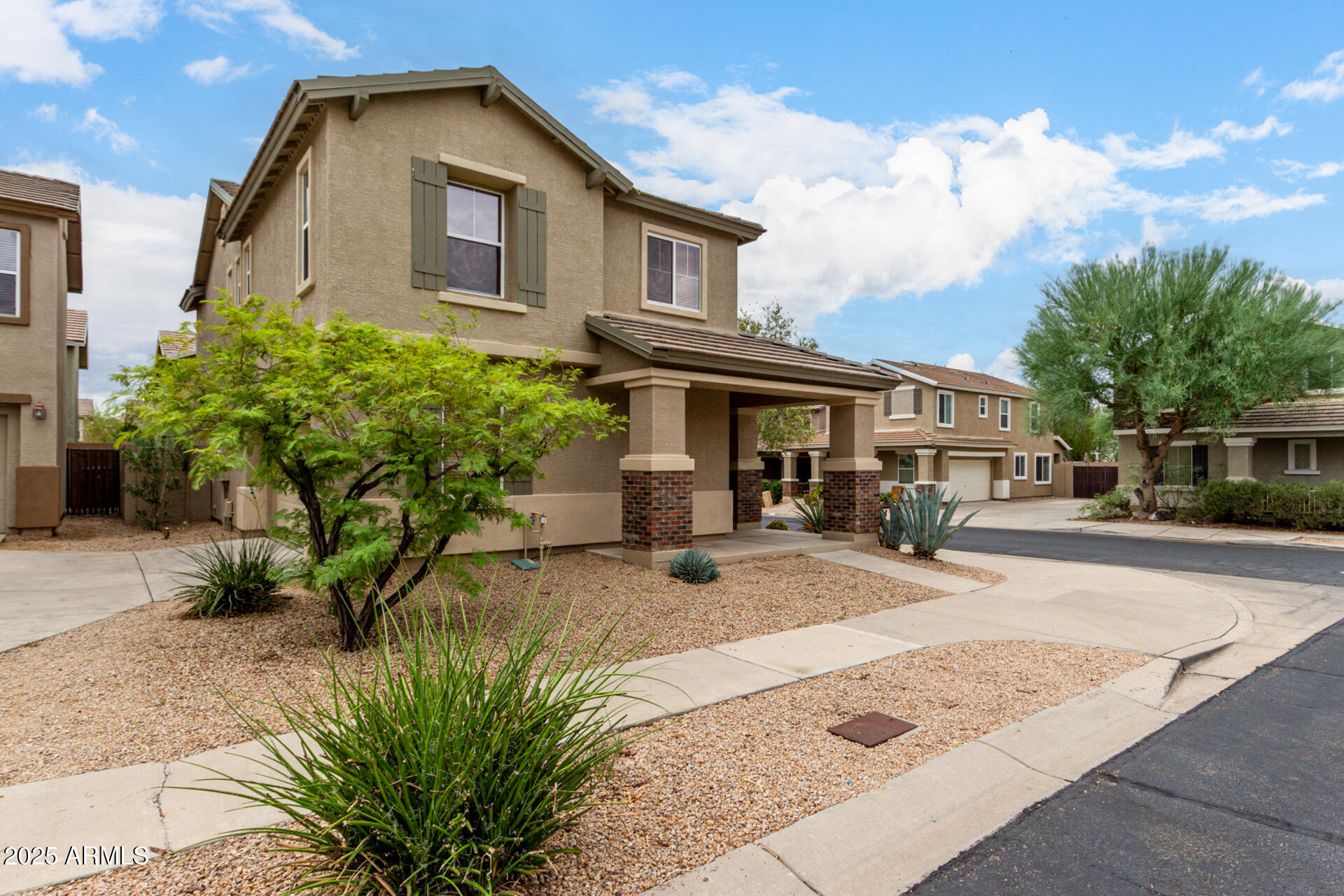 3043 W PERDIDO Way