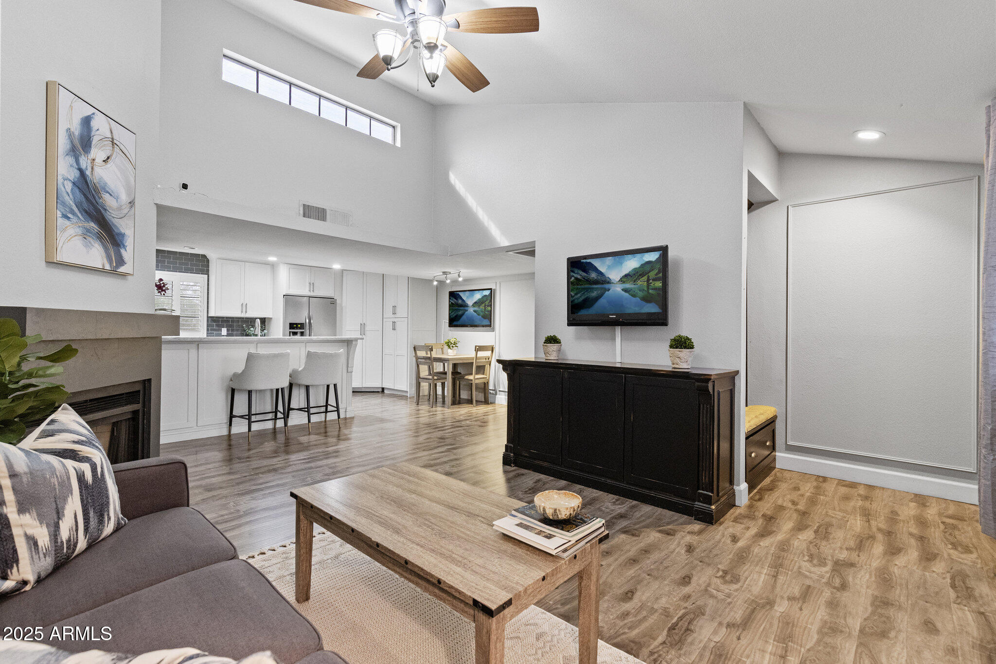 2020 W UNION HILLS Drive 260