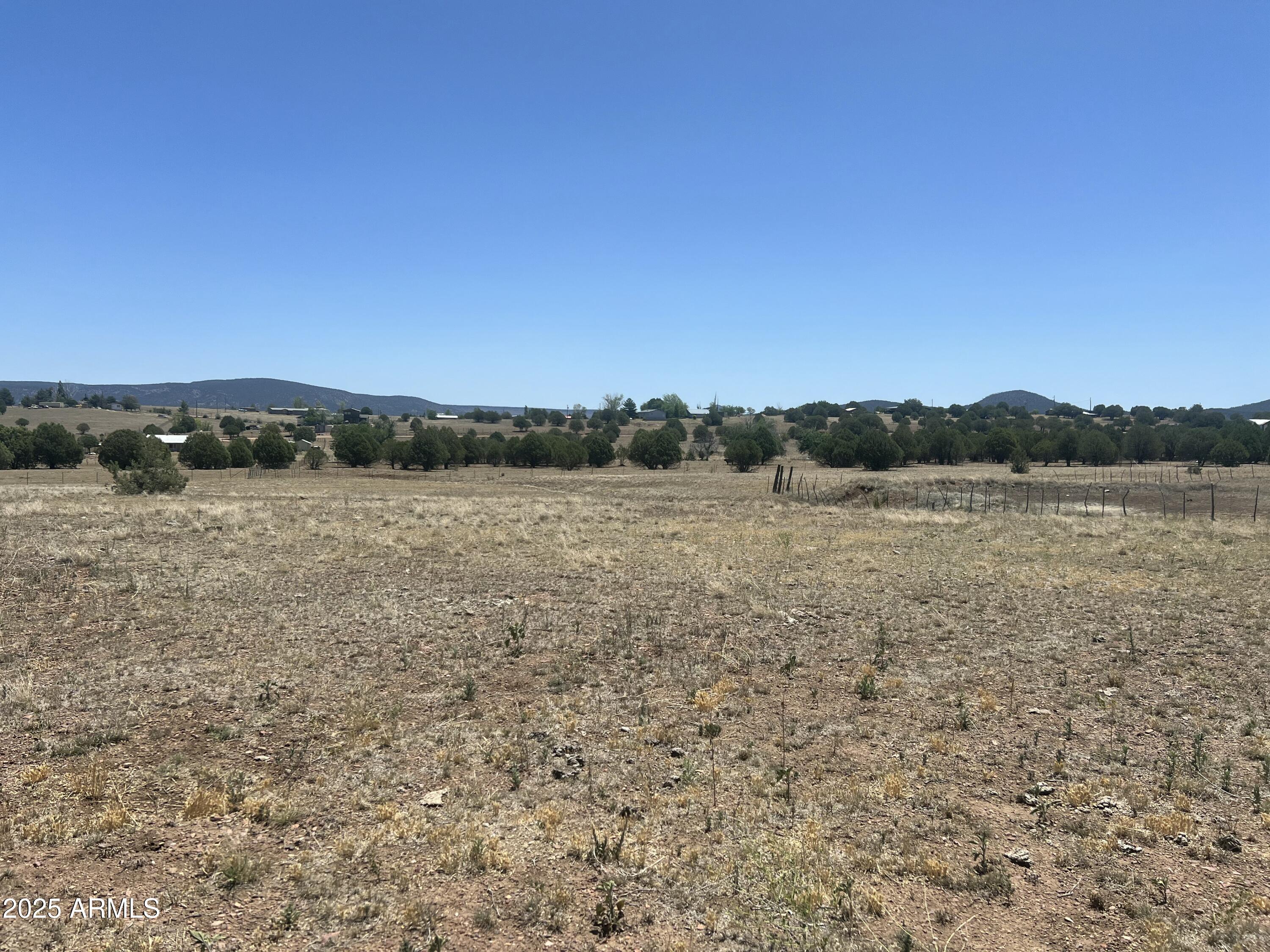 228 S DUTCHMANS Trail 130