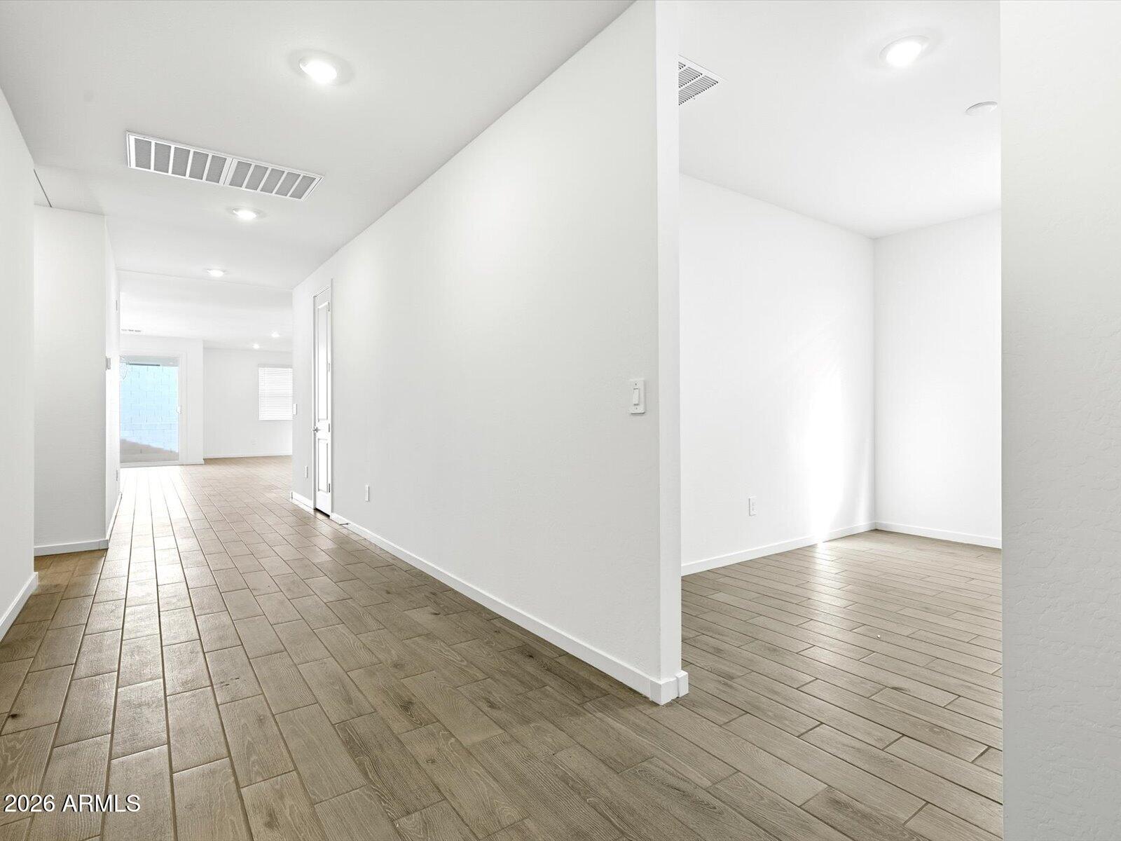 24453 W SIESTA Drive