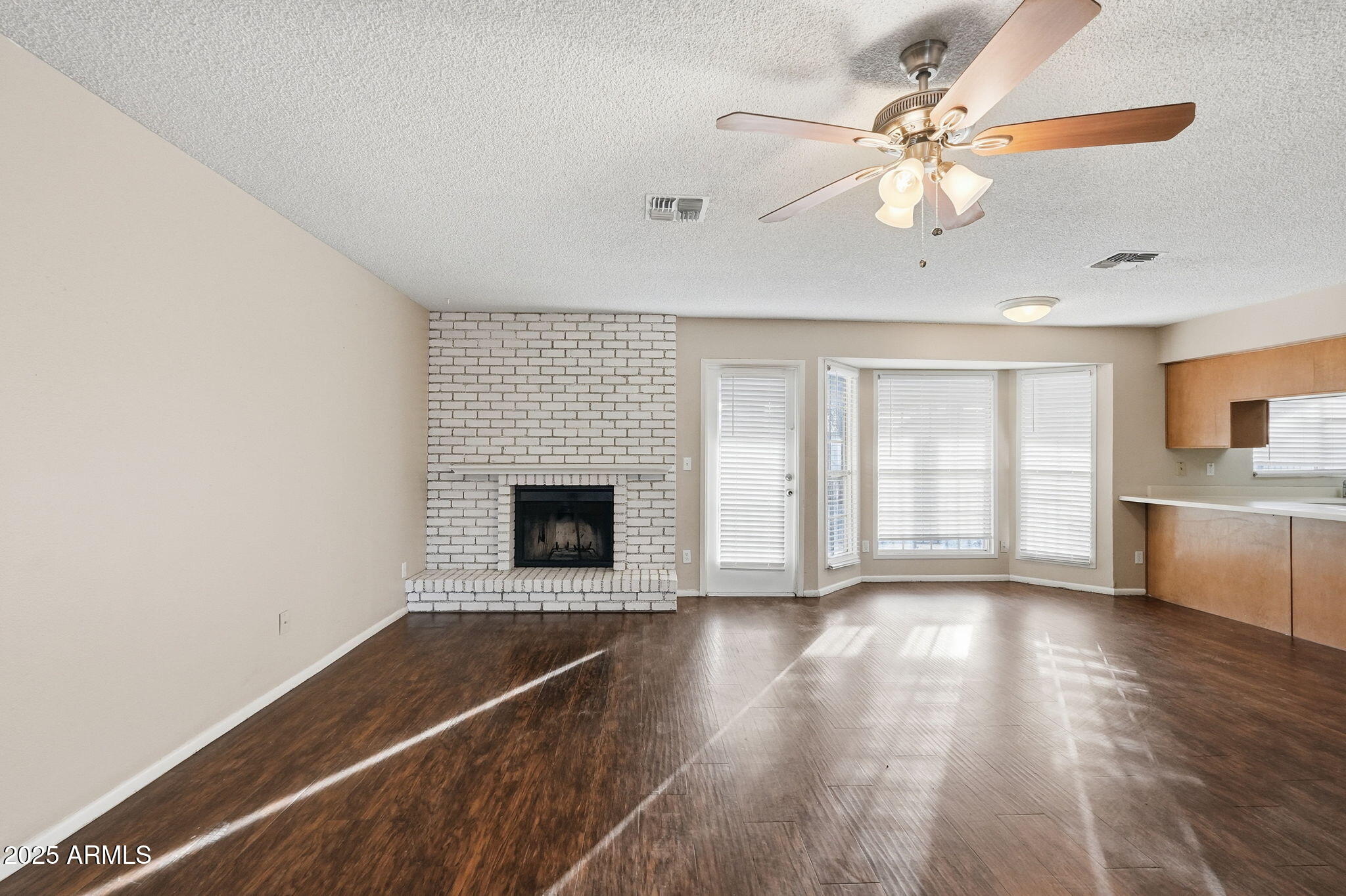 1317 W ESTRELLA Drive