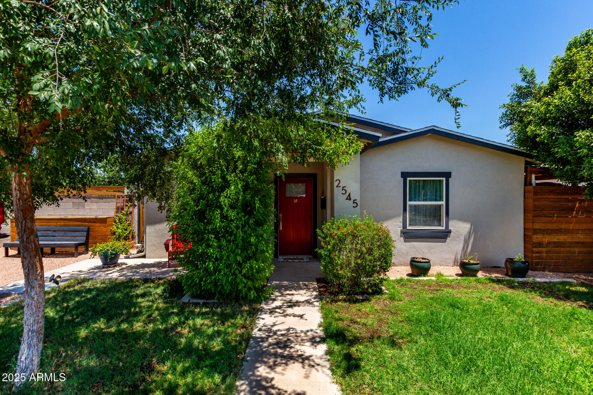 2545 N 15TH Street