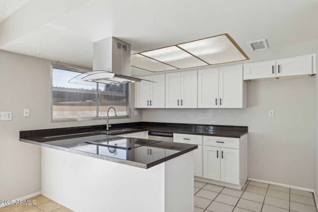 Photo of 5742 N 43rd Drive, Glendale, AZ 85301 (MLS # 6930726)