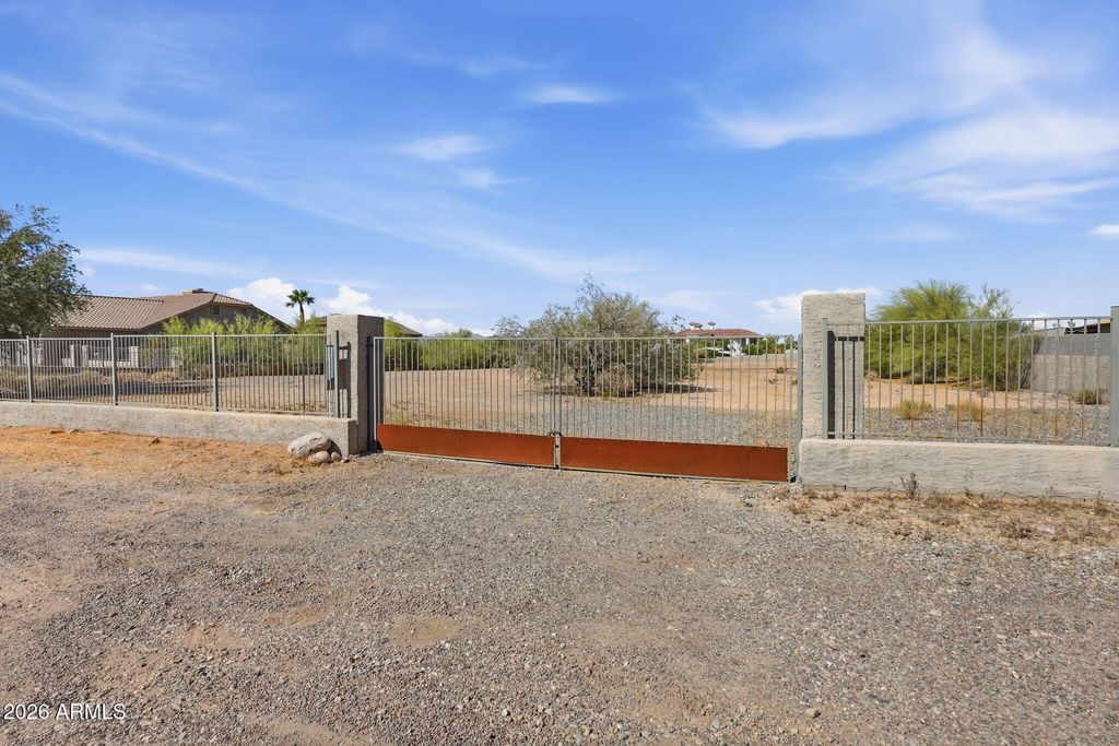 Photo of 25806 N 92nd Avenue #-, Peoria, AZ 85383 (MLS # 7011876)