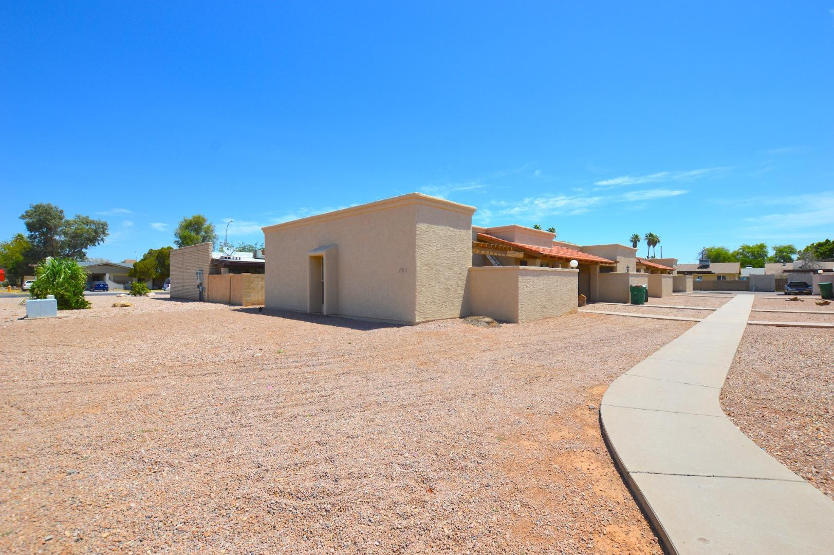 785 N Arrowhead Drive Apt 2