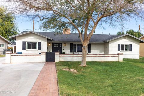 4330 E MITCHELL Drive Phoenix AZ 85018