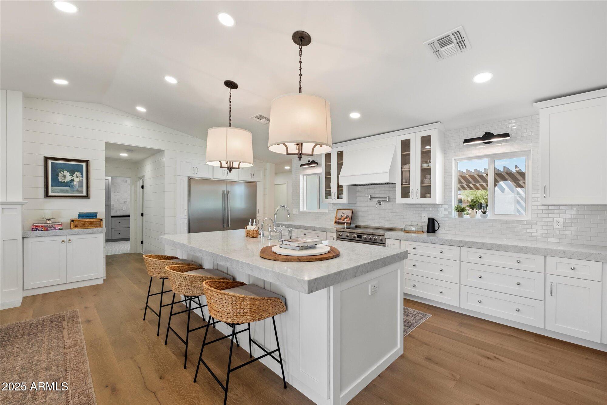 5419 E Everett Drive