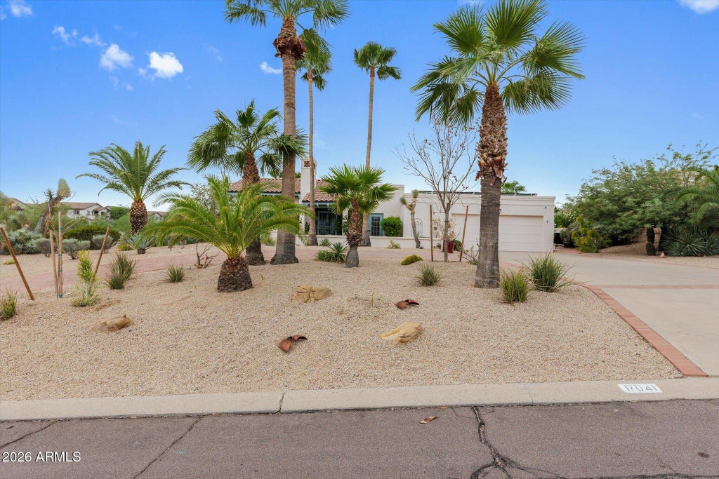 Photo of 17041 E Monterey Drive, Fountain Hills, AZ 85268 (MLS # 7093668)