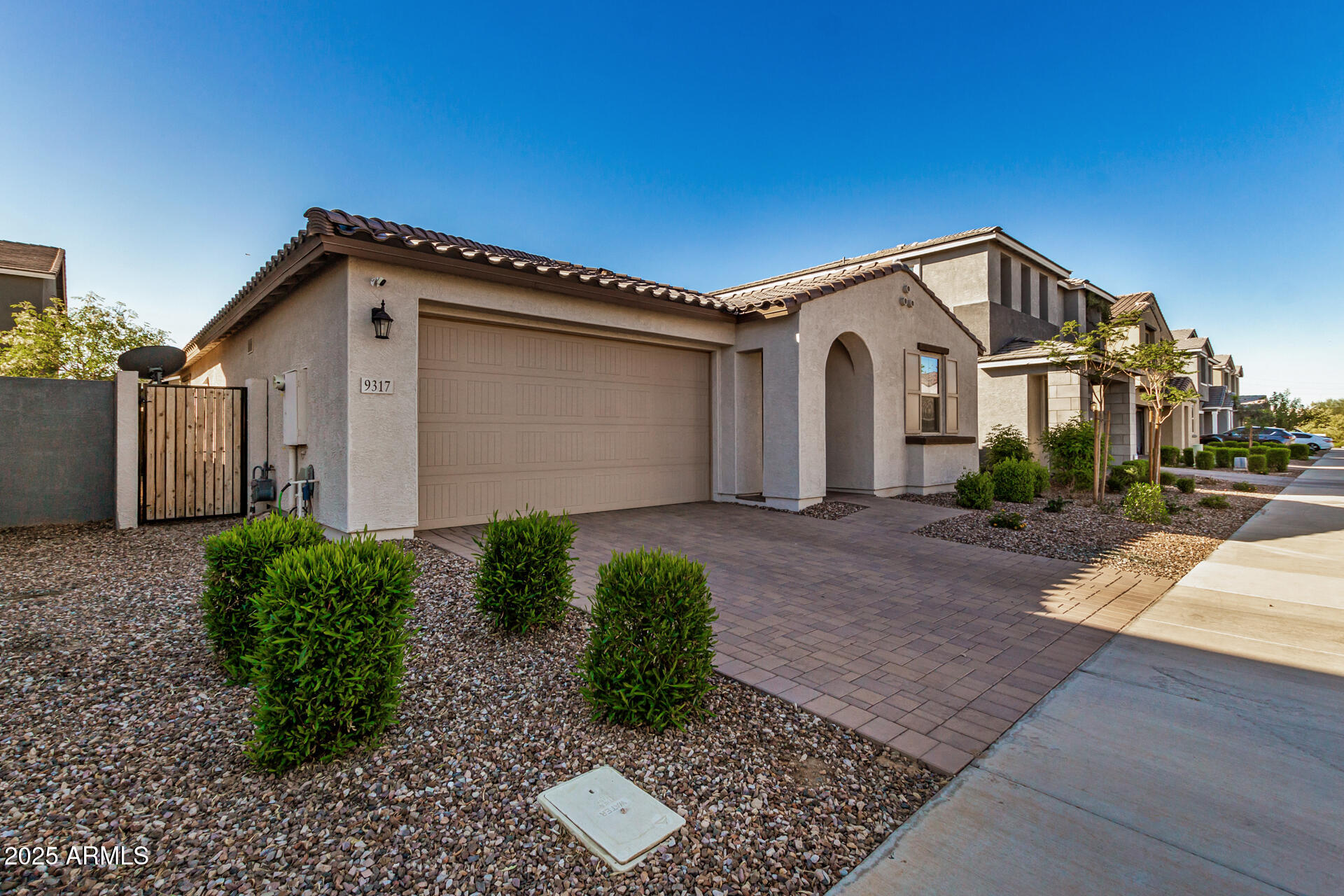 9317 E STATIC Avenue