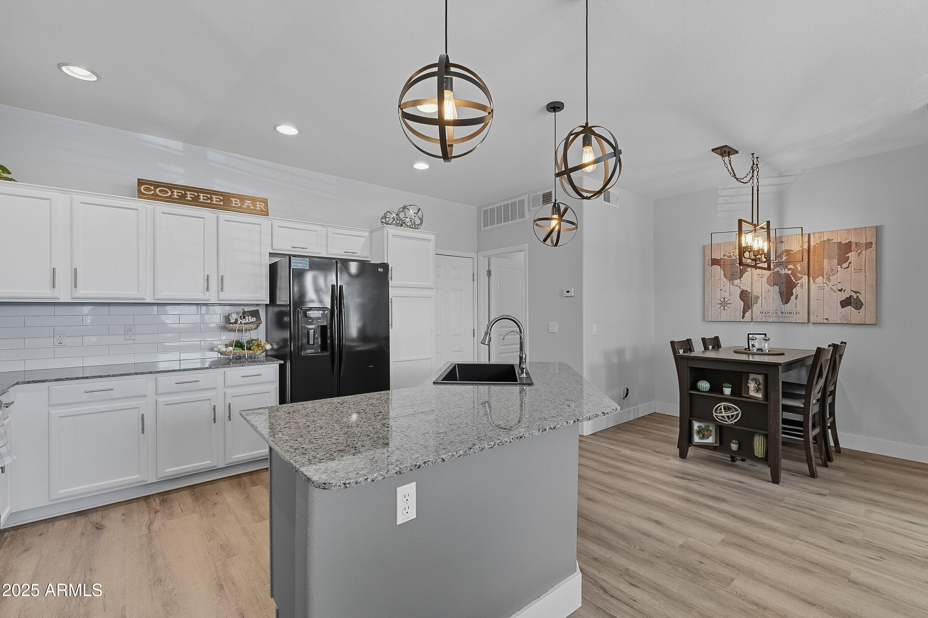 123 N WASHINGTON Street 26