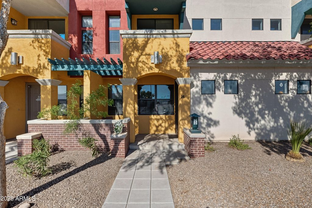 Photo of 123 N Washington Street #26, Chandler, AZ 85225 (MLS # 6919495)