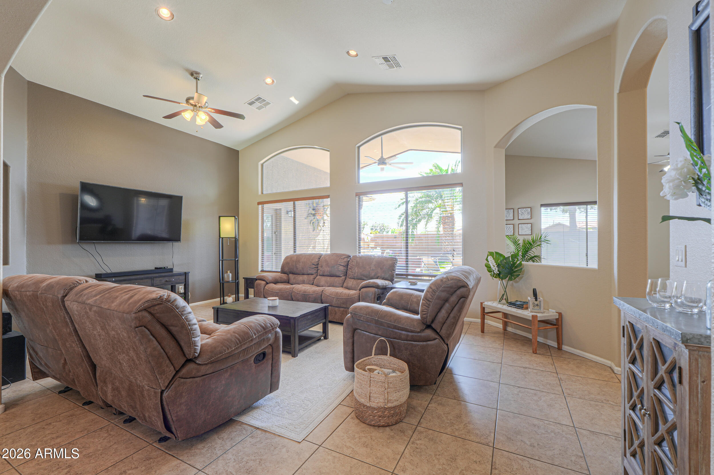 42351 W CHISHOLM Drive