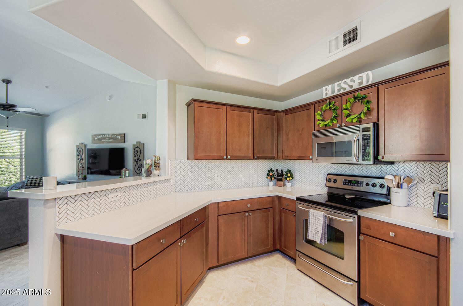 14575 W MOUNTAIN VIEW Boulevard 122